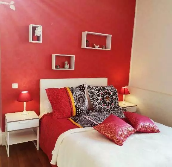 Aamiaismajoitus (B&B) Aux Portes Du Château