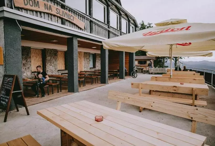 Bed and Breakfast Dom Na Slivnici