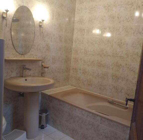 مبيت وإفطار La Bastide Neuve Des Oliviers