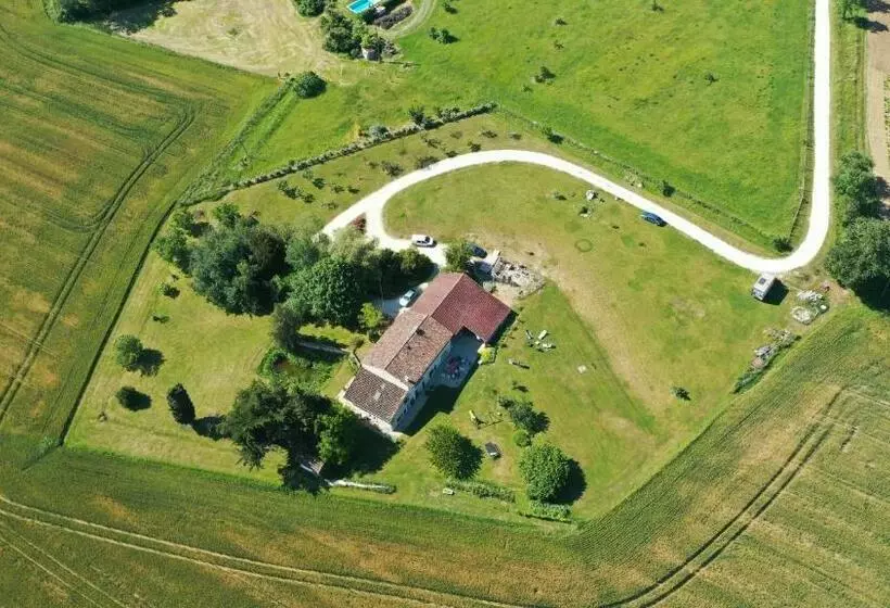 Aamiaismajoitus (B&B) Le Clot De Meste Duran
