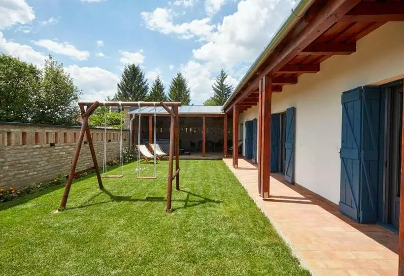 تختخواب و صبحانه Veranda