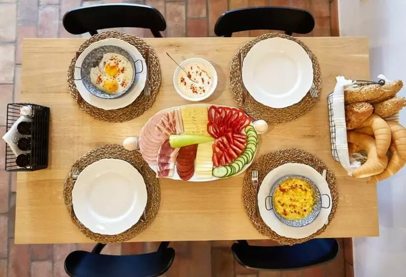 تختخواب و صبحانه Veranda