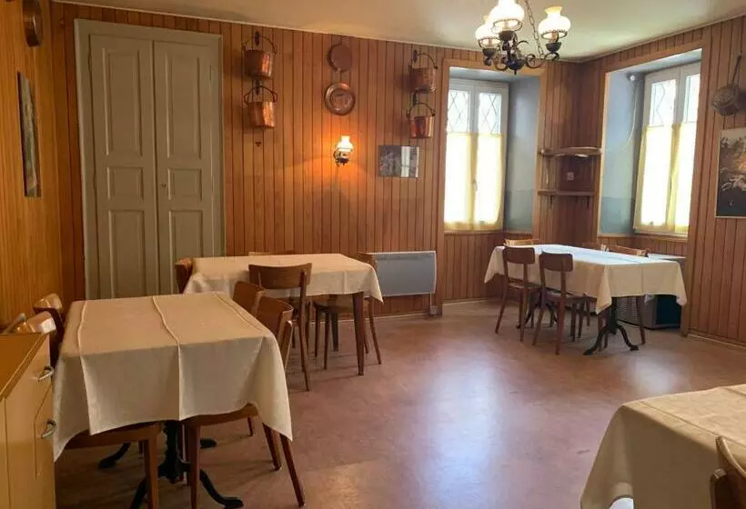 ホテル Albergo Calancasca Ristorante Jaipur