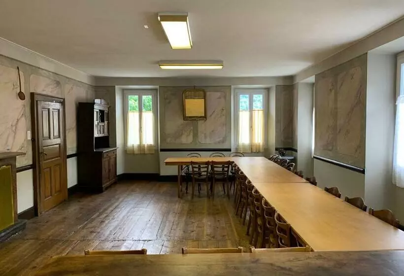 ホテル Albergo Calancasca Ristorante Jaipur