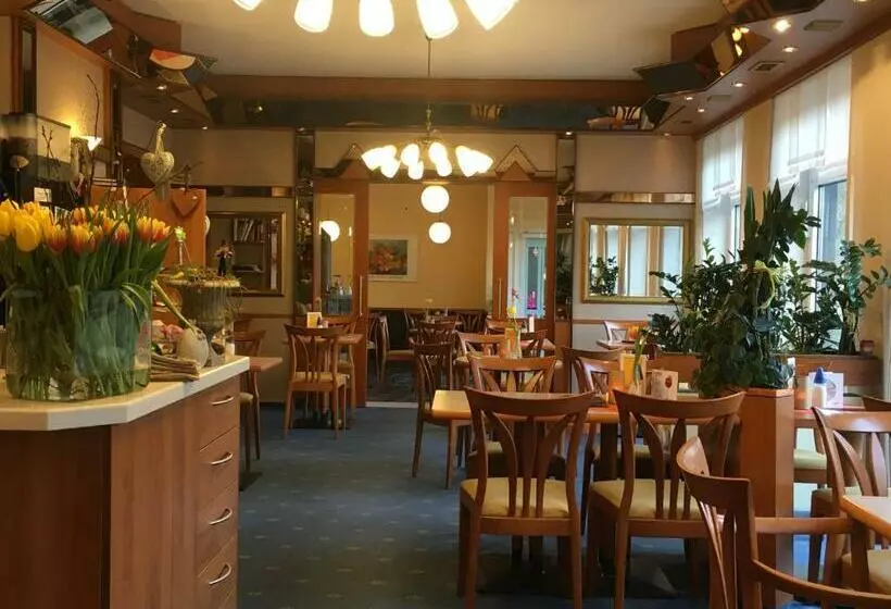 Hotelli Café Feldmann & Pension