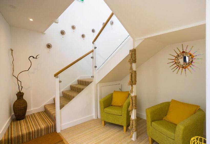 Hotell Largigi, Free Parking, Close To The Beach And Town Centre Rooms