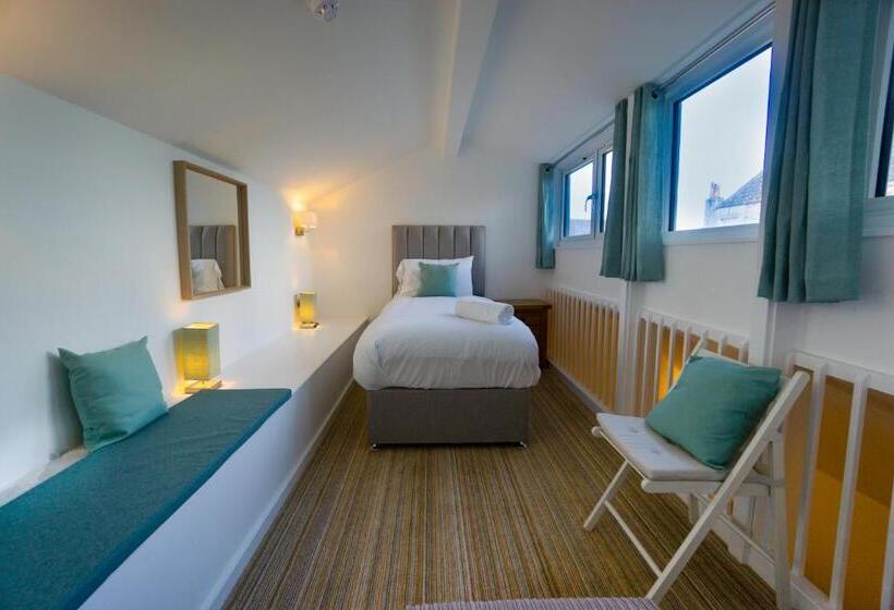 Hotell Largigi, Free Parking, Close To The Beach And Town Centre Rooms