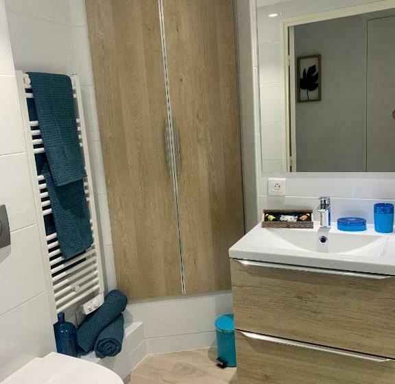 هتل Studio Moderne Port De Mandelieu Proche Mer