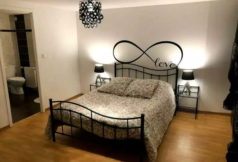 Majatalo Chez Suzanne