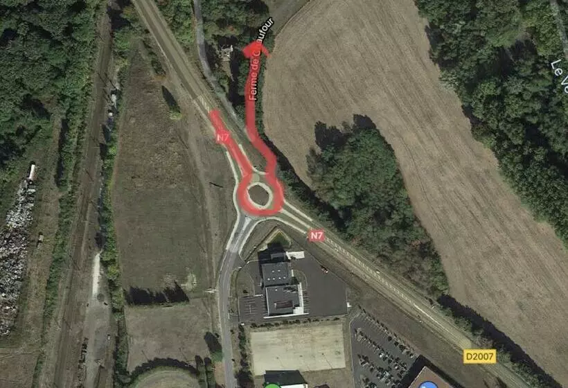 ベッドアンドブレックファースト Château De Praslins