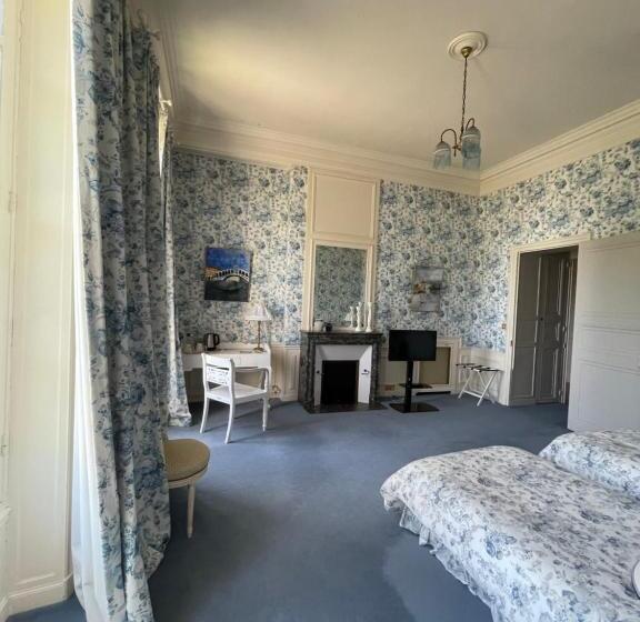 Bed and Breakfast Château De Praslins