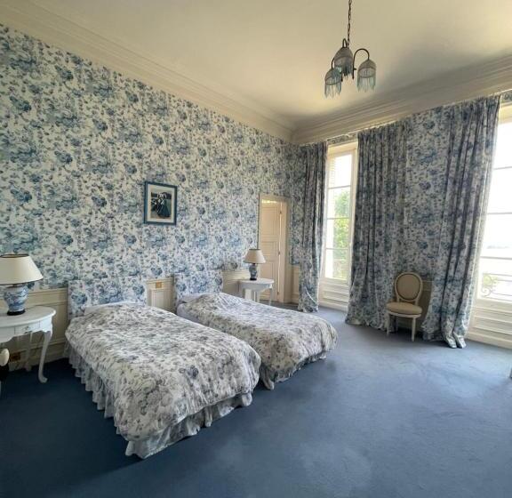 Bed and Breakfast Château De Praslins