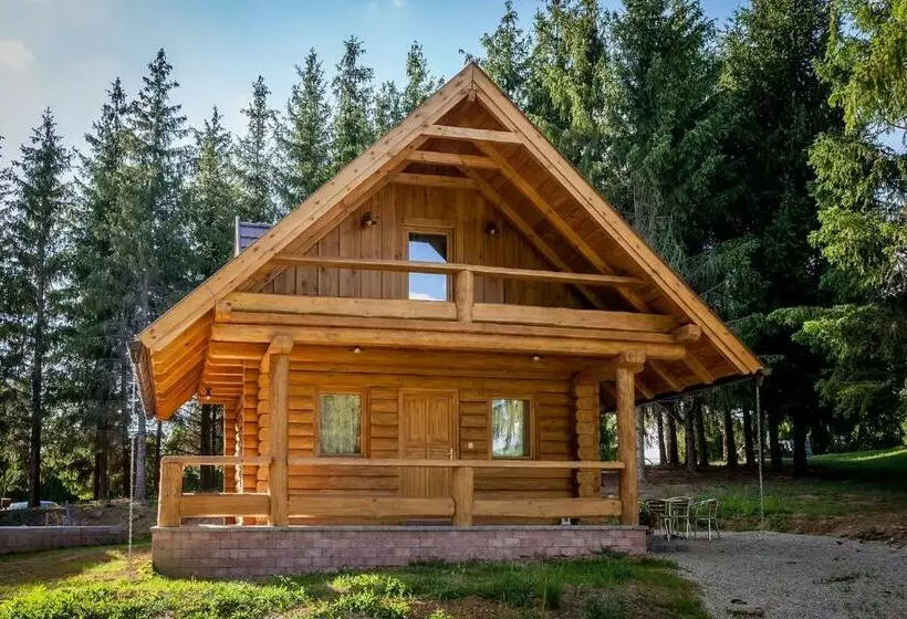 Aamiaismajoitus (B&B) Gyurka Kisrönkház