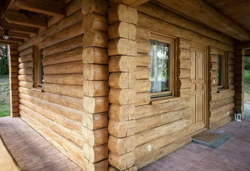 Aamiaismajoitus (B&B) Gyurka Kisrönkház