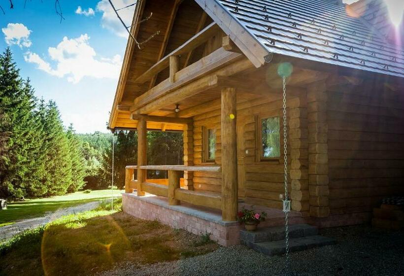 민박 Gyurka Kisrönkház