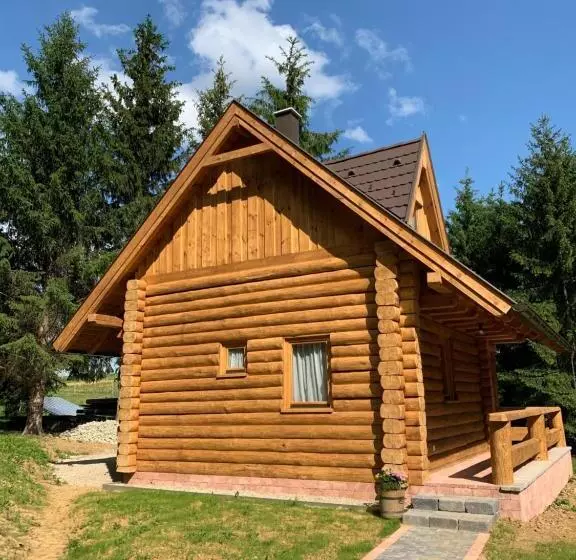 Aamiaismajoitus (B&B) Gyurka Kisrönkház