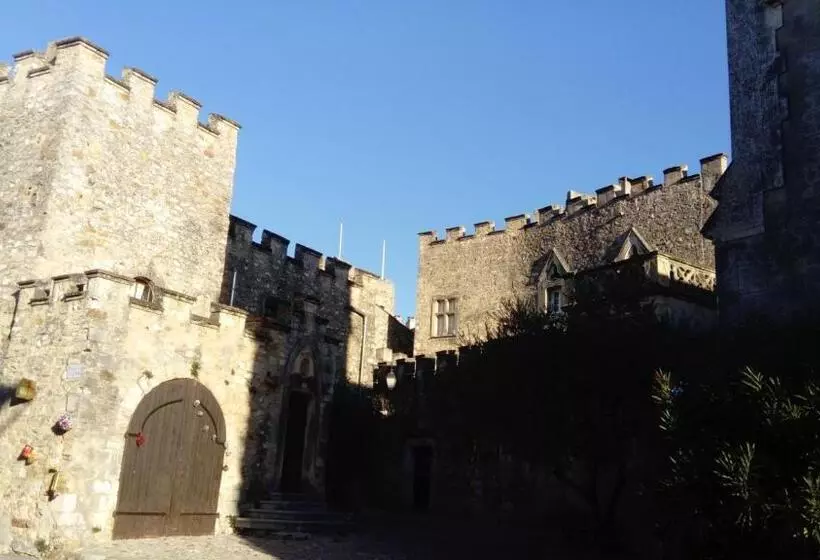 ベッドアンドブレックファースト L Oustau Bonur