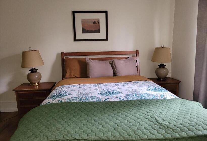 بنسيون Brick House Retreat