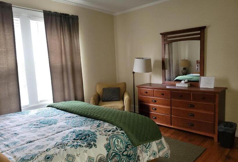 بنسيون Brick House Retreat