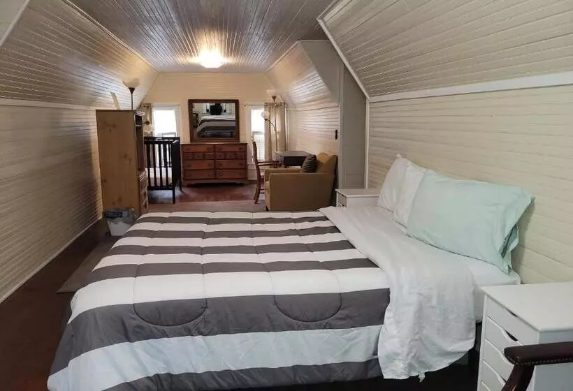 Majatalo Brick House Retreat