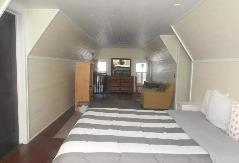 Majatalo Brick House Retreat