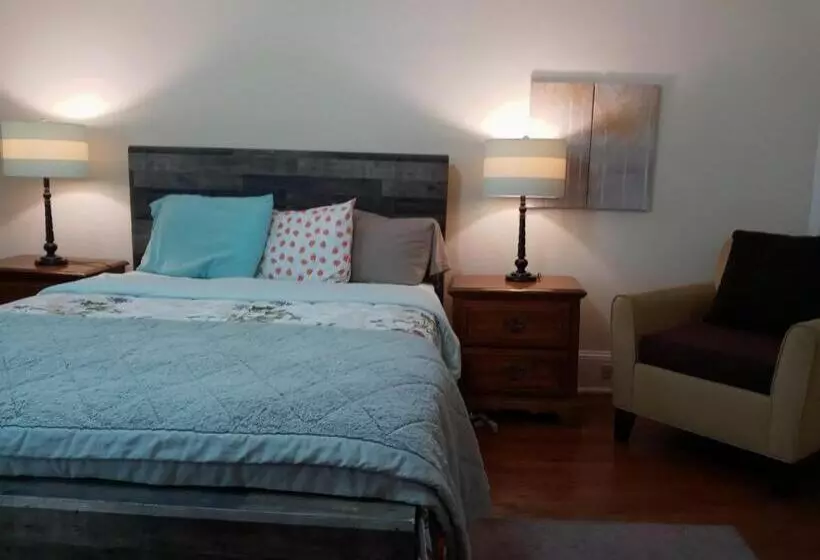 Majatalo Brick House Retreat