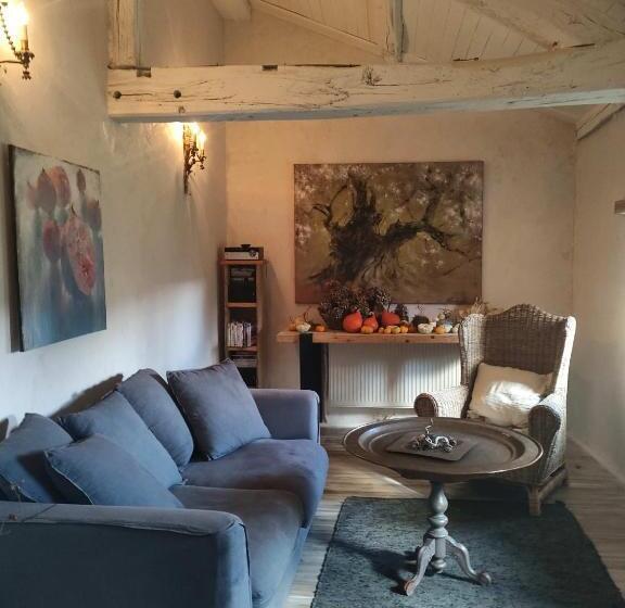 بنسيون Les Muzards