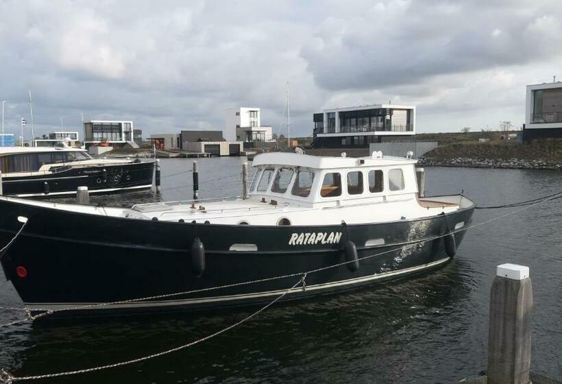 Privé B&b Motorsailer Rataplan