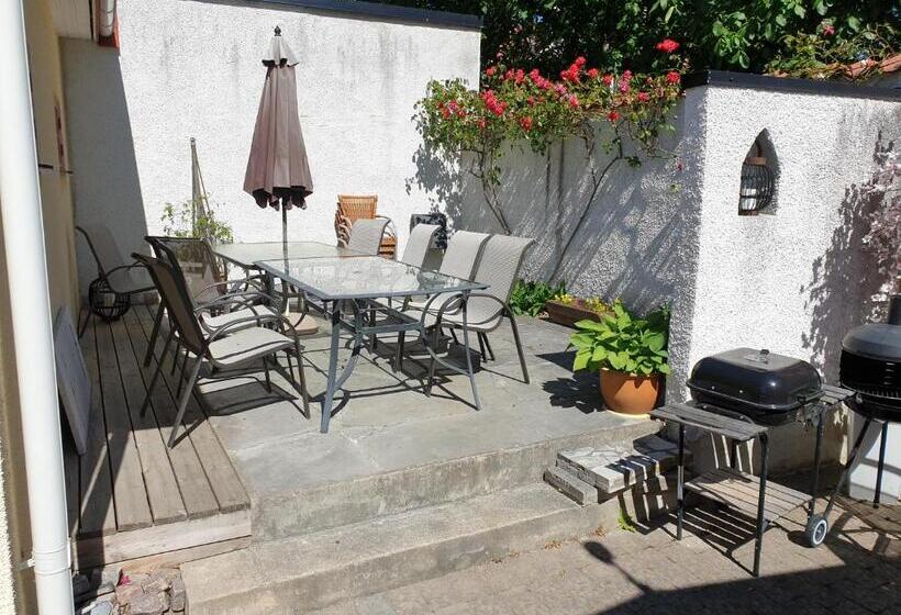 Adelsgatan 36 Lägenhetshotell, Gotland Living And Meeting