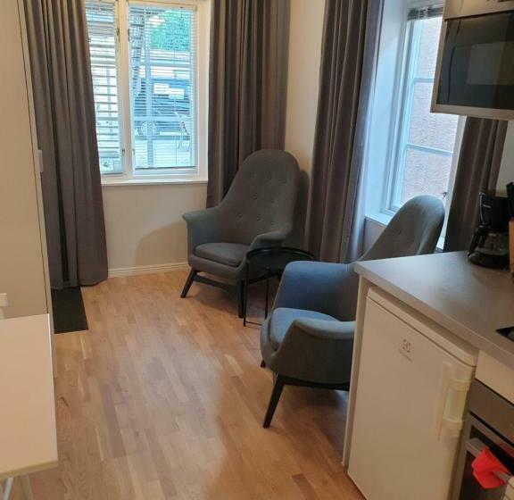 Adelsgatan 36 Lägenhetshotell, Gotland Living And Meeting