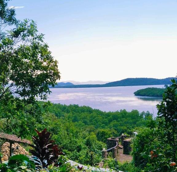 Общежитие Sanctuaria Treehouses Busuanga