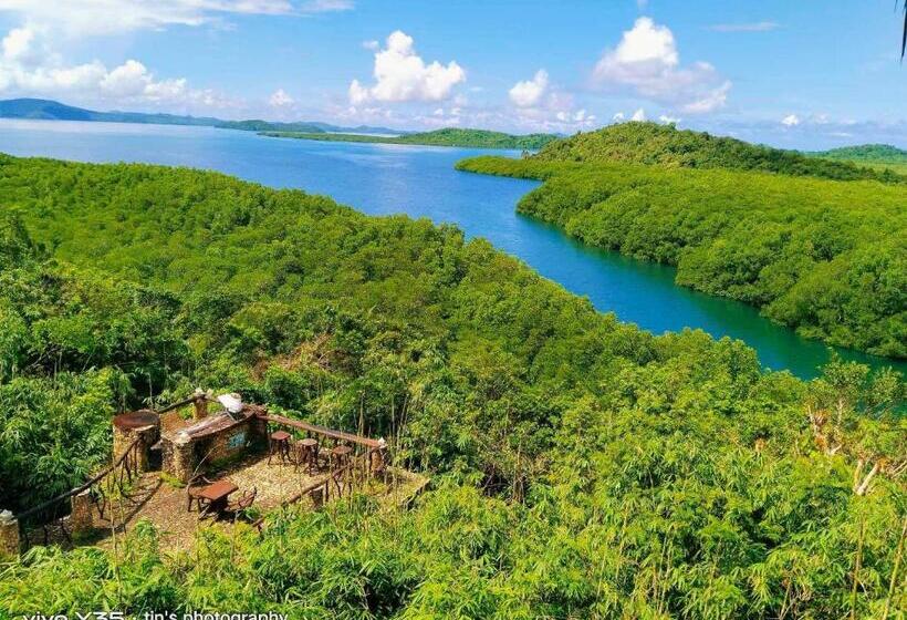 Общежитие Sanctuaria Treehouses Busuanga