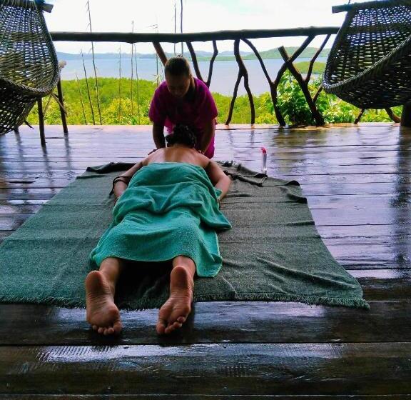 Общежитие Sanctuaria Treehouses Busuanga