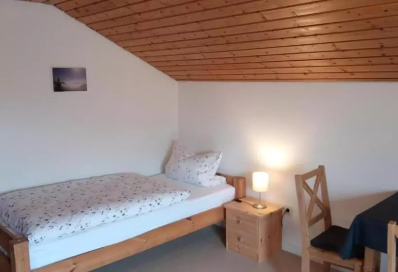 Aamiaismajoitus (B&B) Haus Lenzer