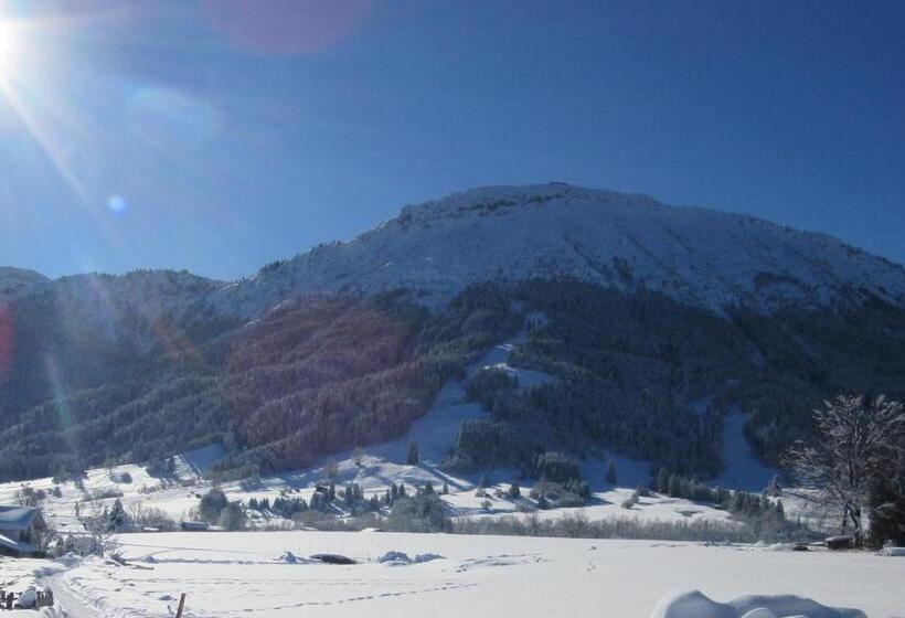 ベッドアンドブレックファースト Haus Lenzer