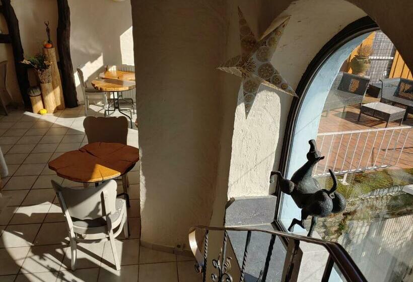 مبيت وإفطار La Vie En Rose