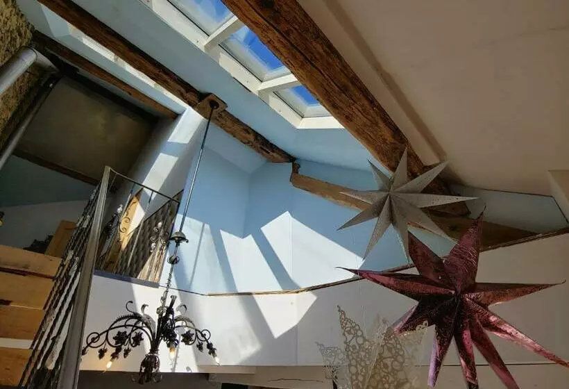 ベッドアンドブレックファースト La Vie En Rose