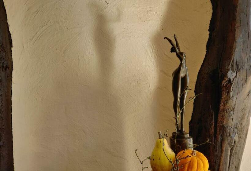 مبيت وإفطار La Vie En Rose