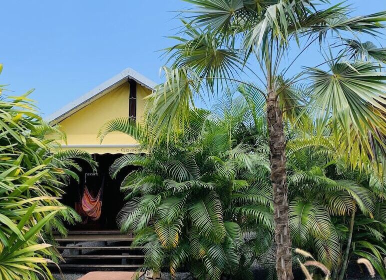 هتل Domaine Saint François