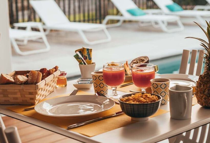 هتل Domaine Saint François