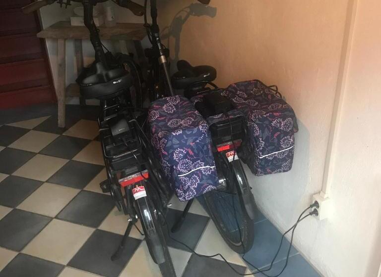 ペンション Guesthouse In Het Voorhuys