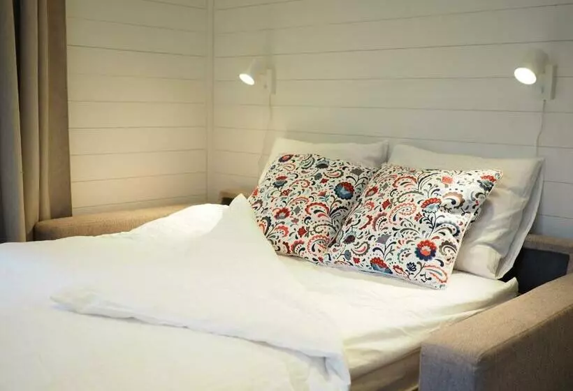 Majatalo Kristina Attefall I Västerhaninge