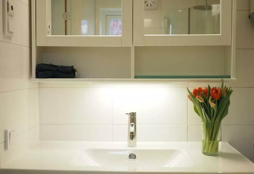 Majatalo Kristina Attefall I Västerhaninge