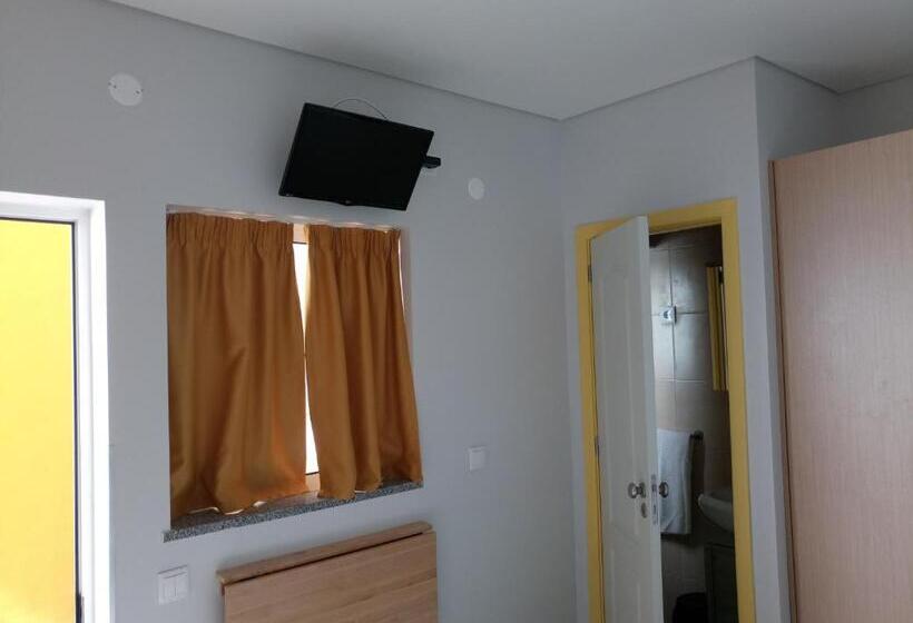 פנסיון Vila Dos Avós