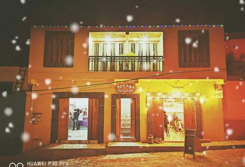 Retkeilymaja Posada Mi Angel