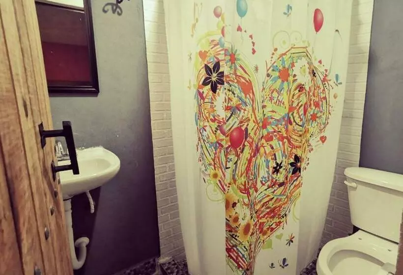 Retkeilymaja Posada Mi Angel