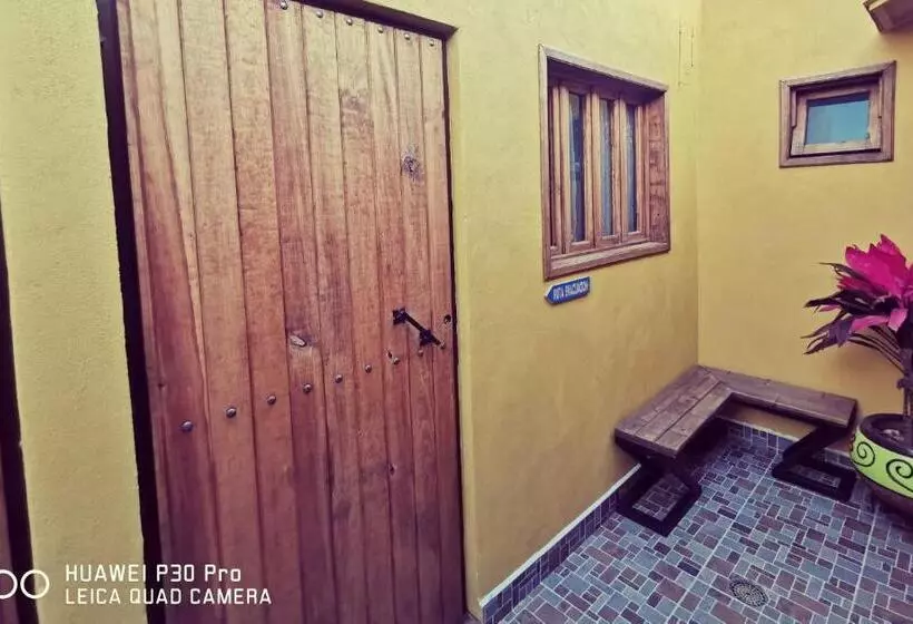 Retkeilymaja Posada Mi Angel