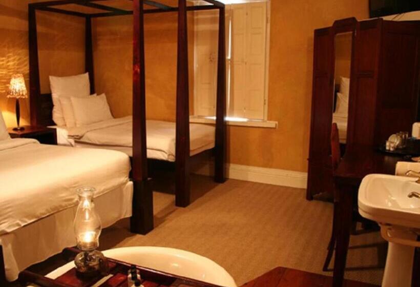 צימר Bredasdorp Square