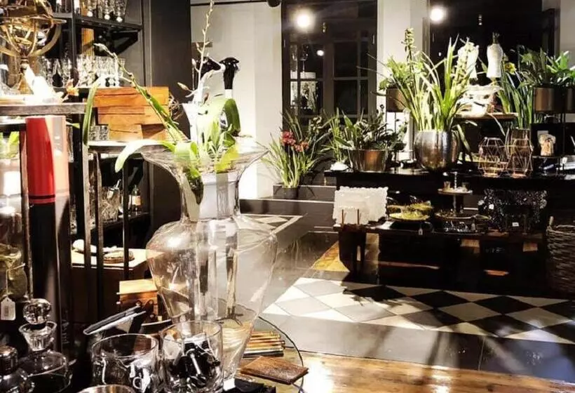 Aamiaismajoitus (B&B) Bredasdorp Square