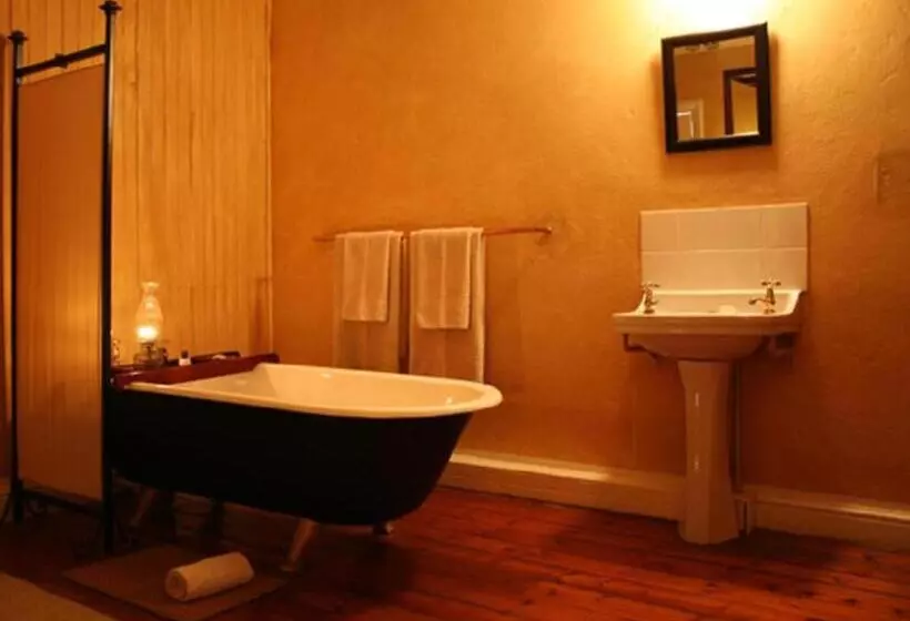 Aamiaismajoitus (B&B) Bredasdorp Square